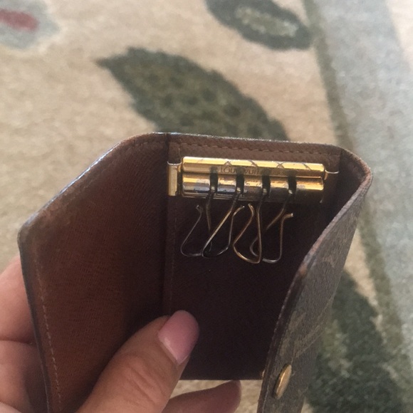 🌹🍃Authentic LV Key Case🍃🌹 - Picture 8 of 8